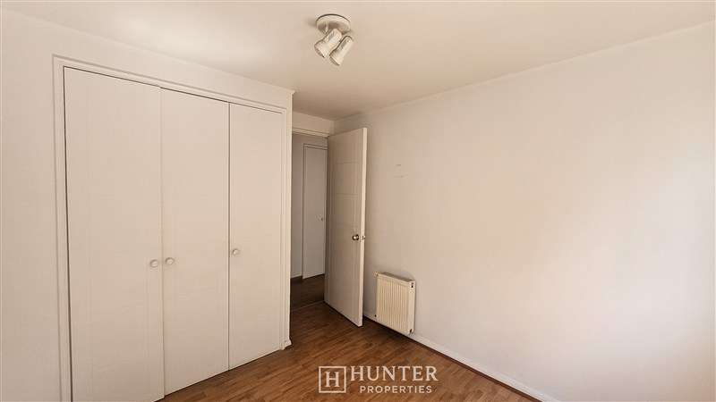Venta amplio dpto 3D 2B + servicio Las Condes cercano metro - Imagen 12