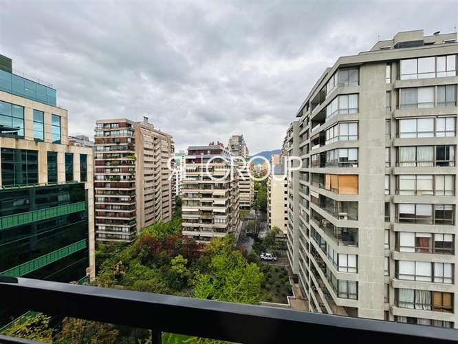 Departamento en venta de 3 dorm. en Las Condes