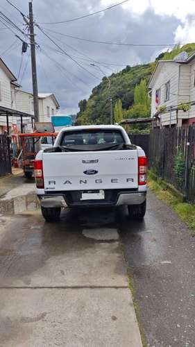 VENDO FORD RANGER LIMITED 2.5 2015 BENCINERA - Imagen 4