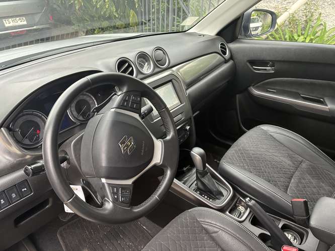 Suzuki Vitara 1.6 Automático 2023 – Único dueño 27.000 km - Imagen 7