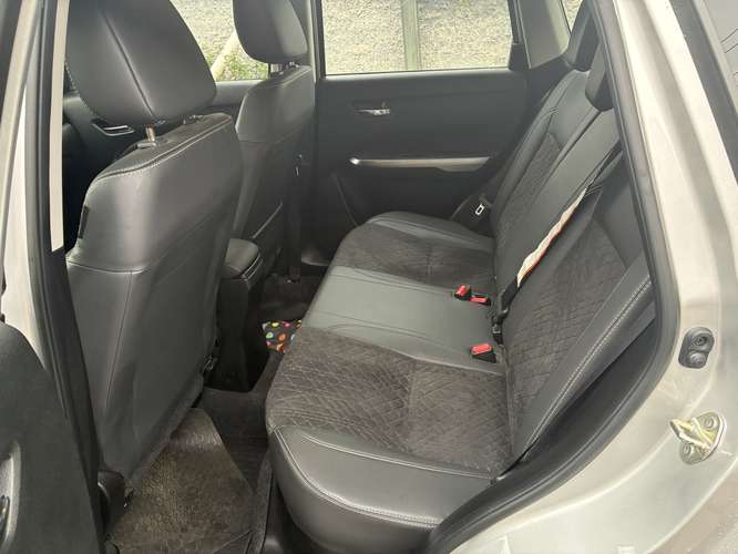 Suzuki Vitara 1.6 Automático 2023 – Único dueño 27.000 km - Imagen 8