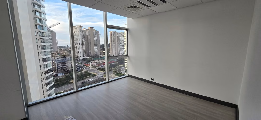 Bosques de Montemar, excelente oficina - Imagen 11