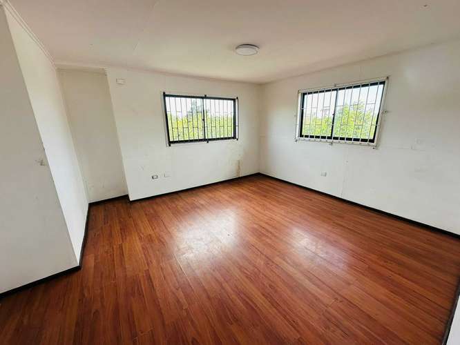 ARRIENDO CASA 7 DORMITORIOS 3 BAÑOS QUILLOTA (185855)