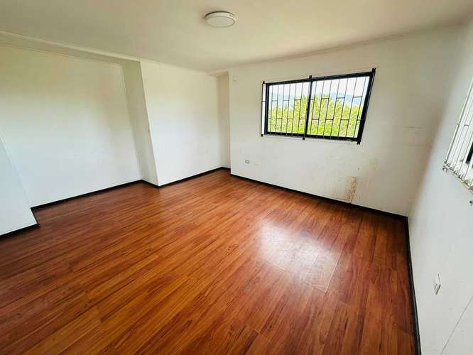 ARRIENDO CASA 7 DORMITORIOS 3 BAÑOS QUILLOTA (185855)