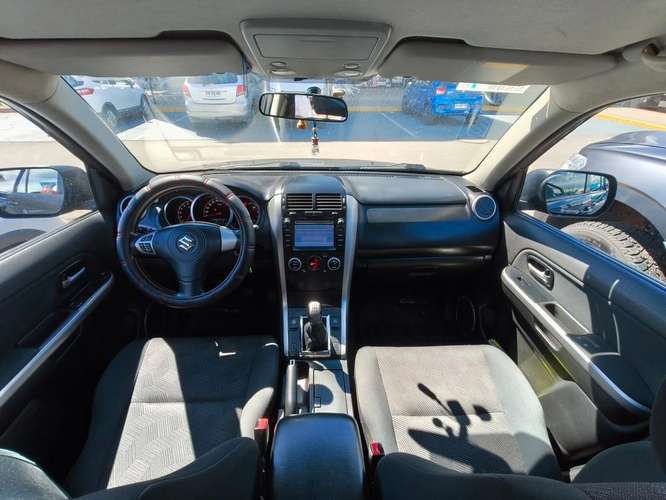 SUZUKI GRAND NOMADE 2016 - Imagen 5