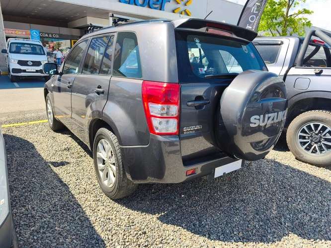 SUZUKI GRAND NOMADE 2016 - Imagen 3
