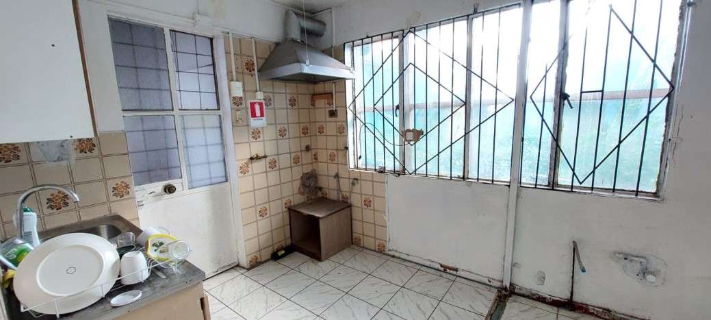 CASA COMERCIAL 130M2 3P 2B 2E CALLE COCHRANE - Imagen 14