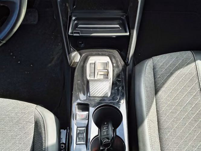 PEUGEOT 2008 2025 - Imagen 20