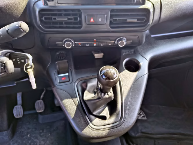 PEUGEOT PARTNER 2022 - Imagen 14