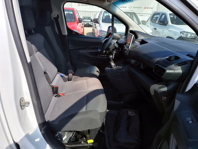 PEUGEOT PARTNER 2022 - Imagen 15