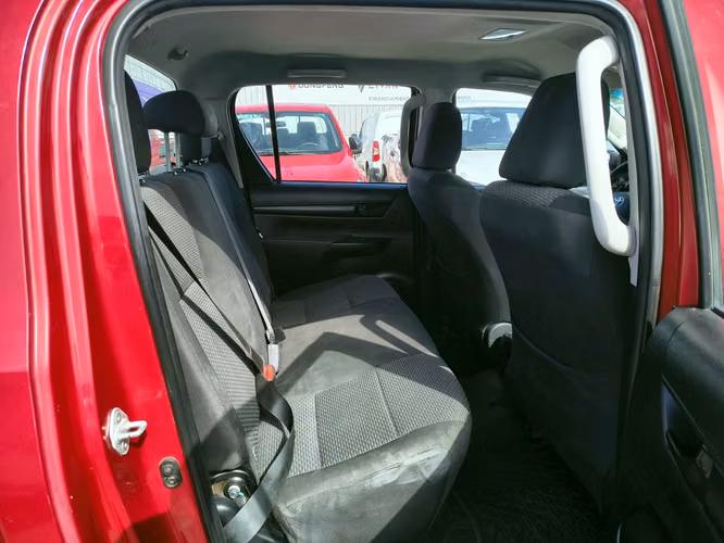 TOYOTA HILUX 2023 - Imagen 20