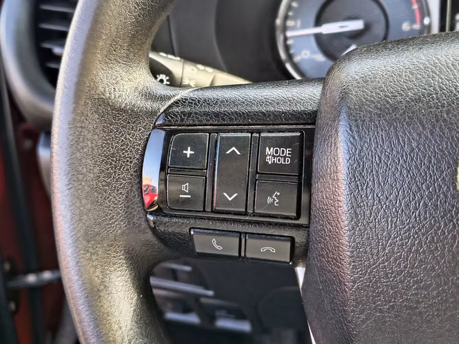 TOYOTA HILUX 2023 - Imagen 14