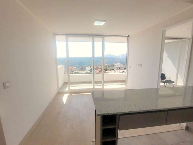 Reñaca: 2D 2B con terraza, piscina y conserjería 24/7 - Imagen 2