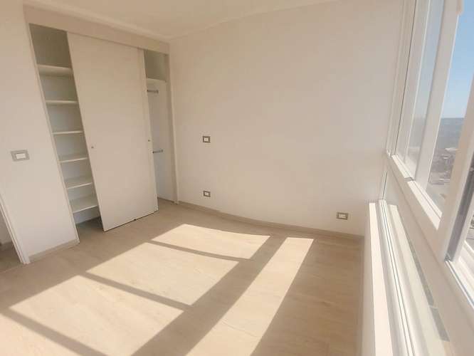 Reñaca: 2D 2B con terraza, piscina y conserjería 24/7 - Imagen 5