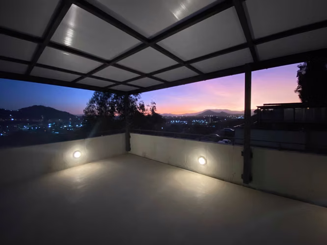 Cómoda Vivienda con Excelentes Vistas (185887)