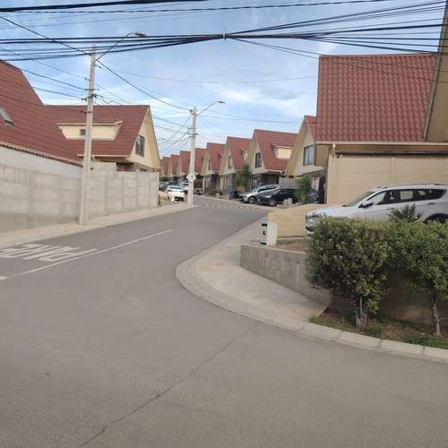 CONDOMINIO JARDINES DE PEÑABLANCA III  CASA 3D 3 B - Imagen 3