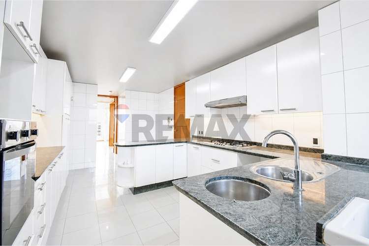 Exclusivo penthouse en el golf ! 4d + sala - Imagen 18