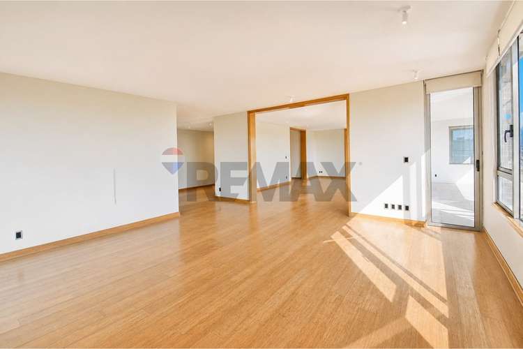 Exclusivo penthouse en el golf ! 4d + sala - Imagen 9