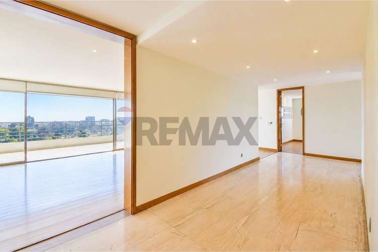 Exclusivo penthouse en el golf ! 4d + sala - Imagen 10