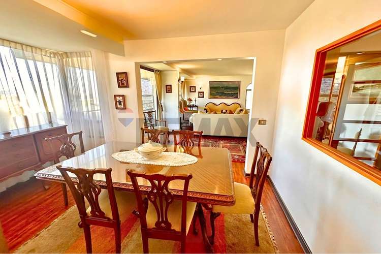 Oportunidad! amplio 4 dorm + 2 est + bod, vista - Imagen 4