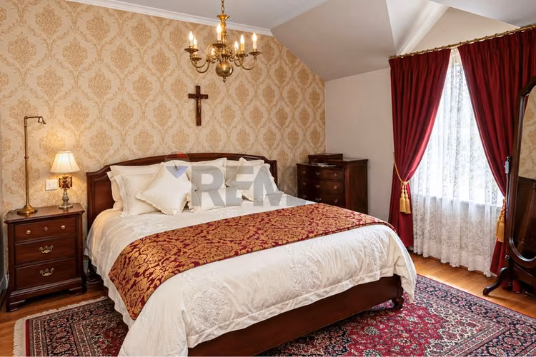 Propiedad con potencial comercial, santiago