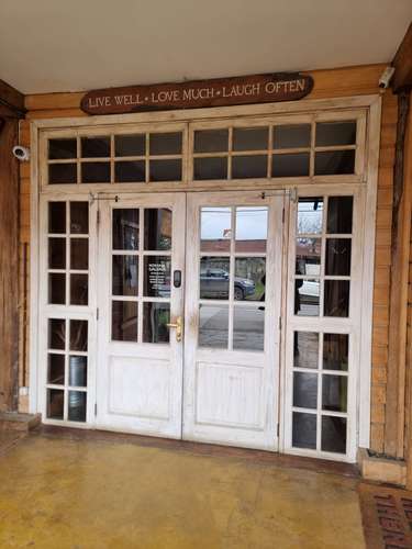TU ELIJES 1 O 2 OFICINAS COMERCIALES PARA TU NEGOCIO
