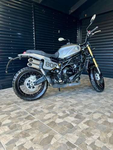 Benelli leoncino 800 trail