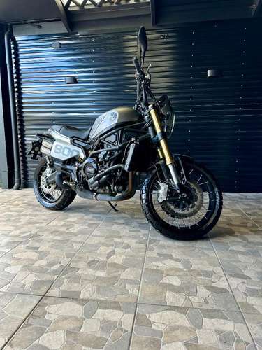 Benelli leoncino 800 trail