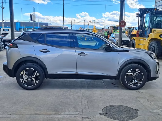 PEUGEOT 2008 2025 - Imagen 5