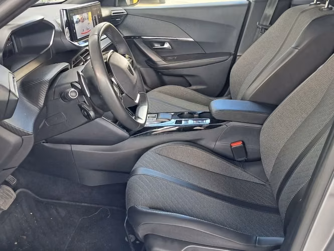 PEUGEOT 2008 2025 - Imagen 13