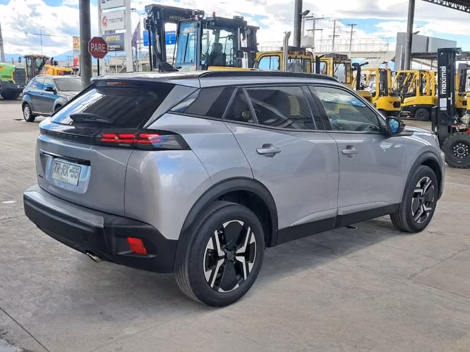 PEUGEOT 2008 2025 - Imagen 6