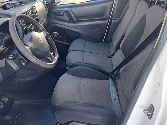 PEUGEOT PARTNER 2018 - Imagen 12