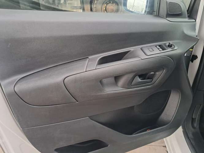 PEUGEOT PARTNER 2024 - Imagen 13