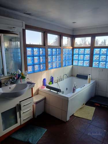 Venta de amplio terreno con 2 casas - Imagen 28