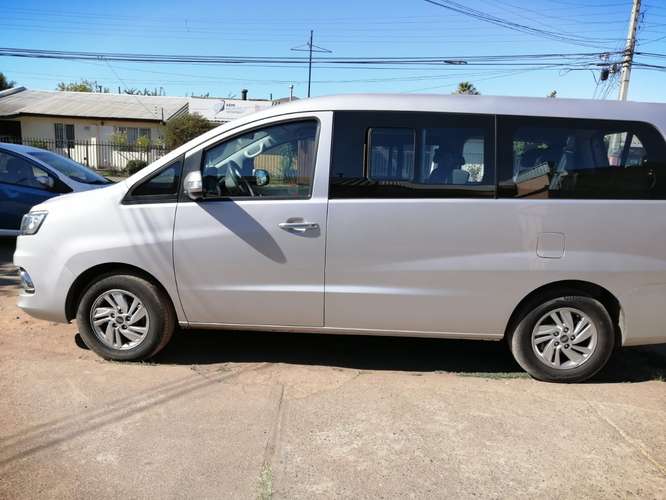 Furgon pasajeros Jac Refine 10+1 oferta en Curico