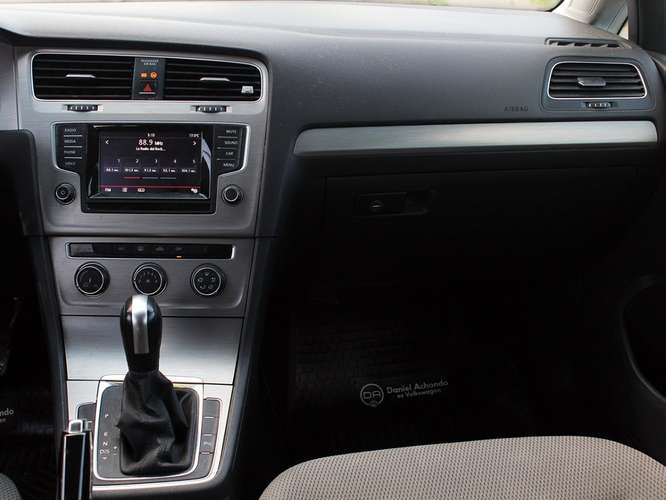 VOLKSWAGEN GOLF 1.6 4X2 AT 5P 2015 - Imagen 12