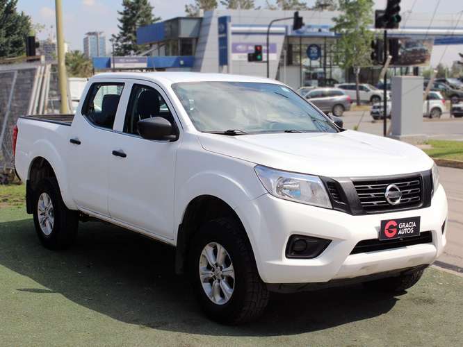 NISSAN NP300 2.3 SE DIESEL 4WD DOB CAB MT 4P 2019 - Imagen 3