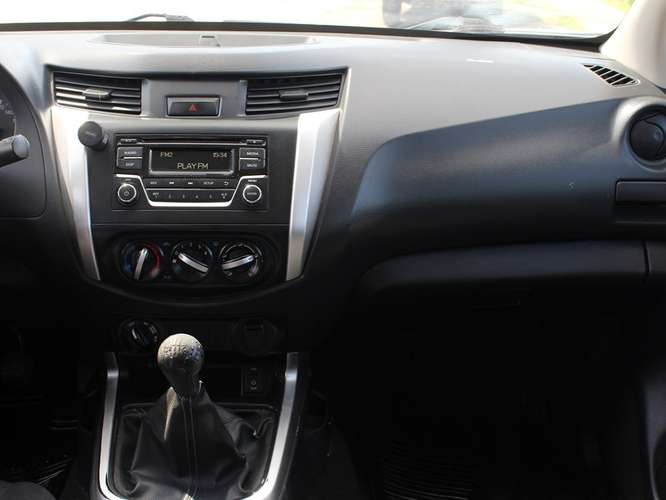NISSAN NP300 2.3 SE DIESEL 4WD DOB CAB MT 4P 2019 - Imagen 12