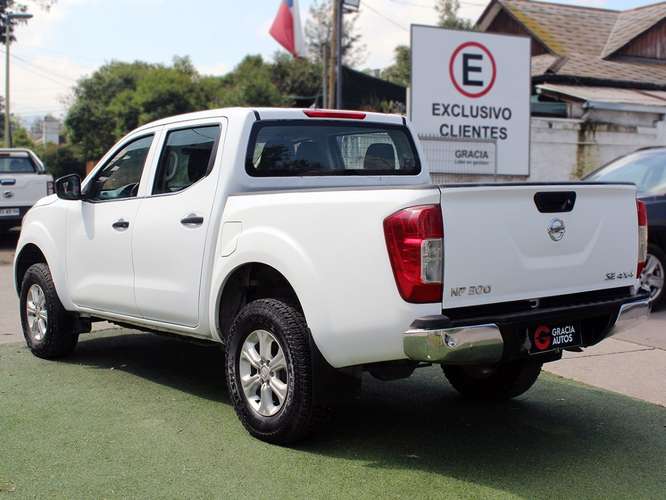 NISSAN NP300 2.3 SE DIESEL 4WD DOB CAB MT 4P 2019 - Imagen 6