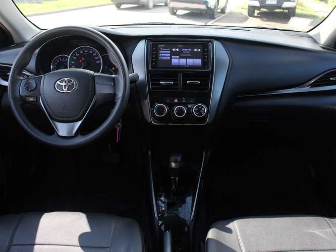 TOYOTA YARIS 1.5 GLI CVT SEDAN 2022