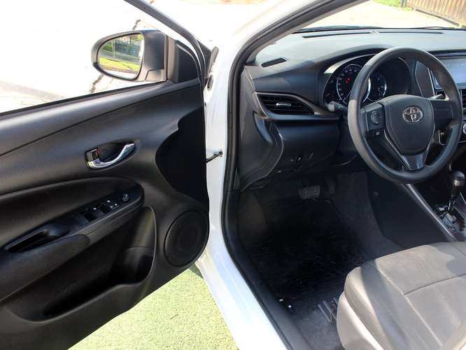 TOYOTA YARIS 1.5 GLI CVT SEDAN 2022