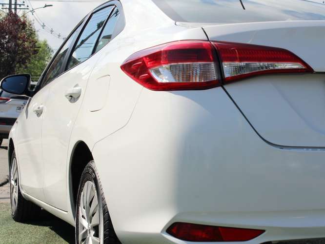 TOYOTA YARIS 1.5 GLI CVT SEDAN 2022