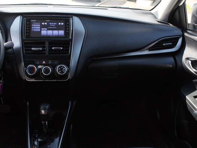 TOYOTA YARIS 1.5 GLI CVT SEDAN 2022