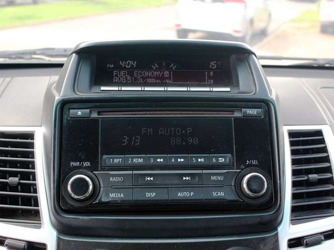 MITSUBISHI MONTERO SPORT G2 2.5 DIESEL MT 5P 2016