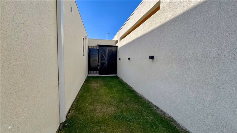 Casa en arriendo de 4 dorm. en Lo Barnechea