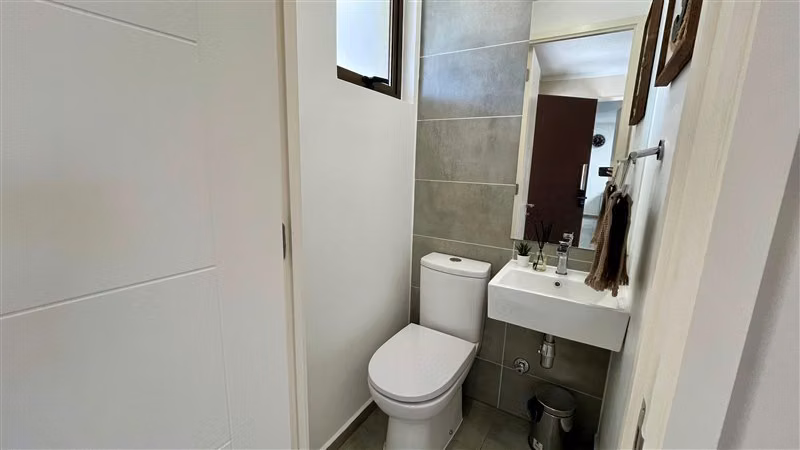 Espectacular Casa en venta de 4 dorm Huinganal - Imagen 3