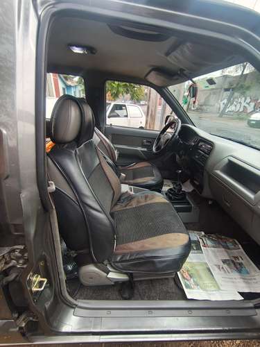 Chevrolet Luv doble cabina - Imagen 5