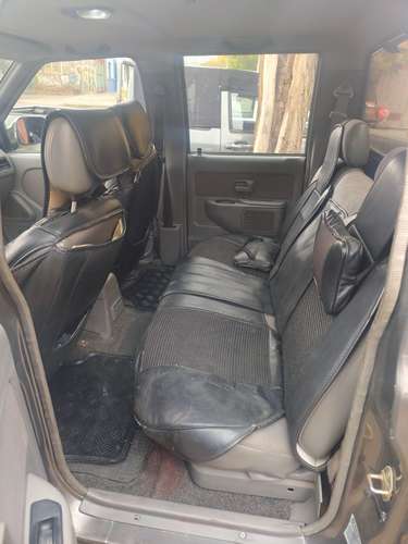 Chevrolet Luv doble cabina - Imagen 4
