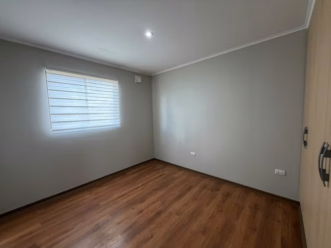 CASA EN PARQUE SAN VALENTIN - Imagen 12