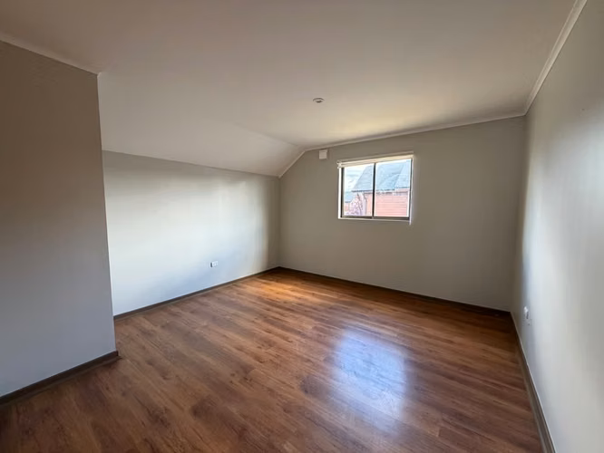 CASA EN PARQUE SAN VALENTIN - Imagen 11